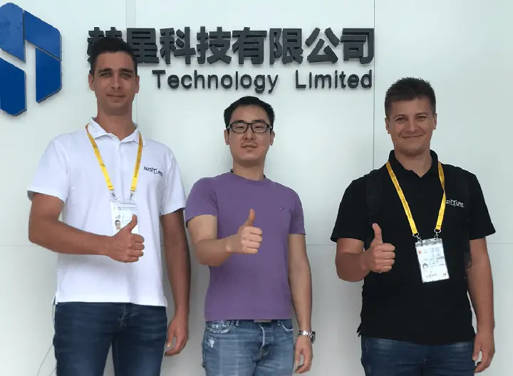 kacper-budnik-i-jan-byrtek-rozpoczecie-wspolpracy-z-cubepilot-xiamen