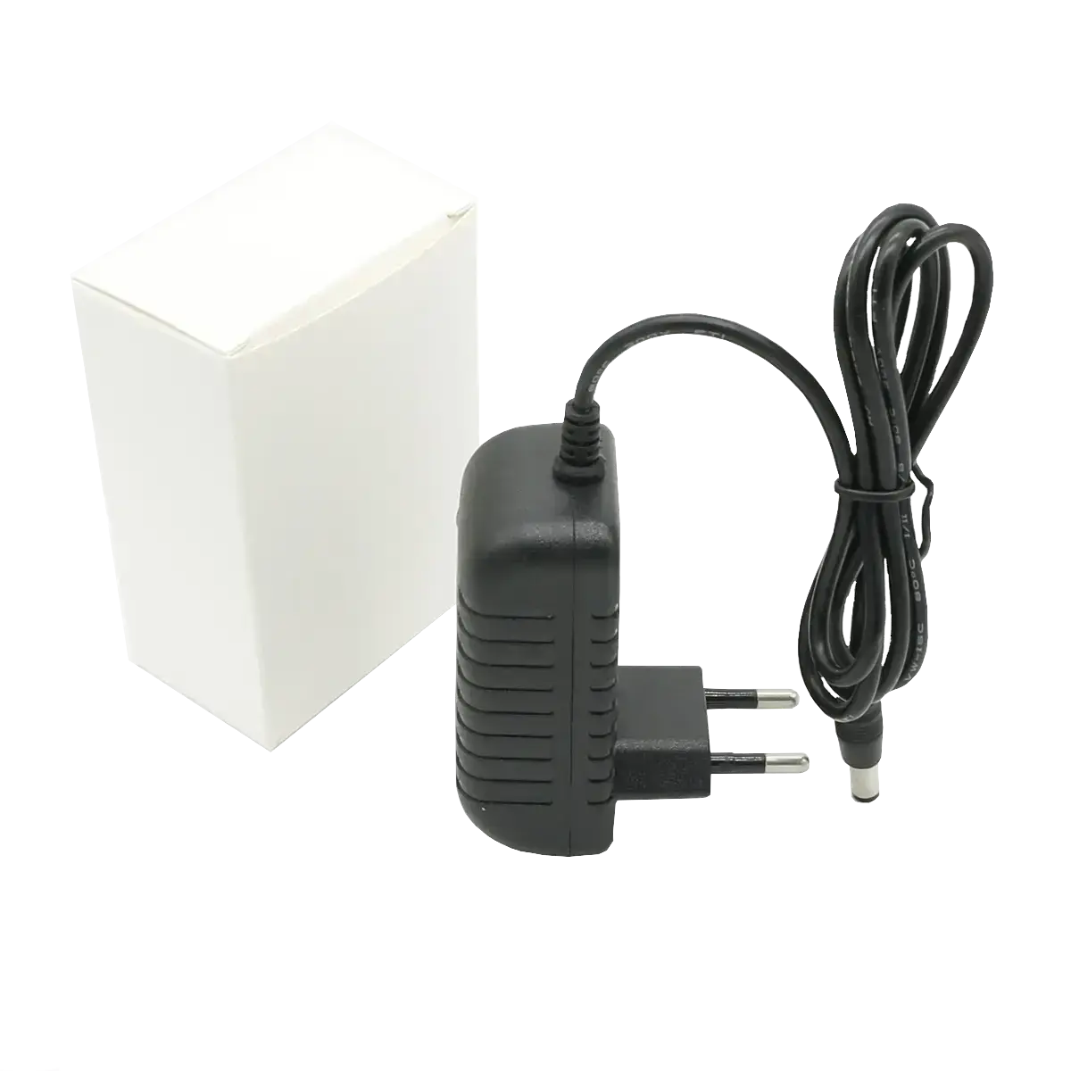 Zasilacz-impulsowy-12V-2,5A-wtyk-DC-5,5-2,5mm