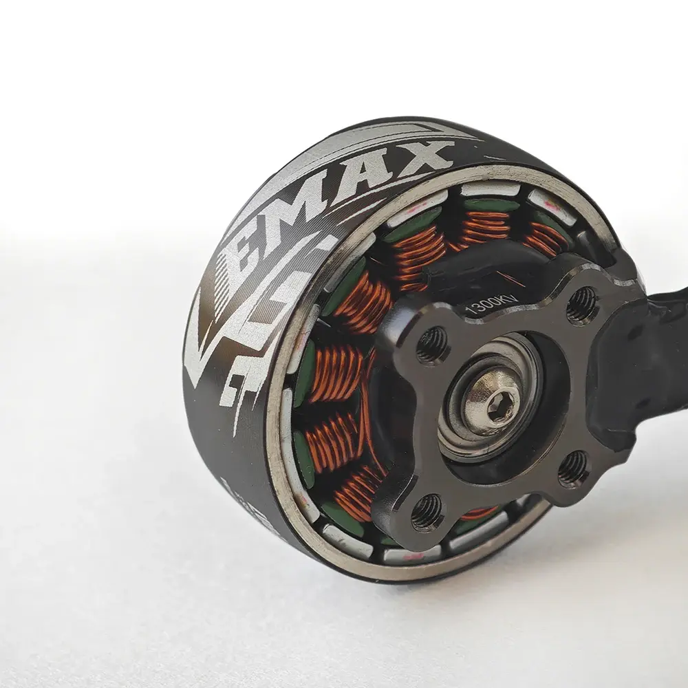 Silnik-bezszczotkowy-Emax-ECOIII-2807-1300KV
