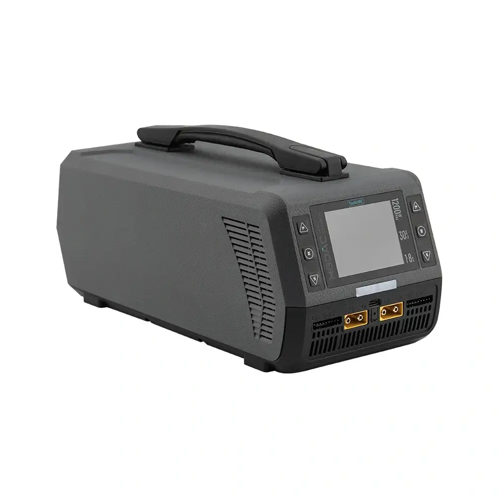 Ładowarka-ToolkitRC-M8DAC