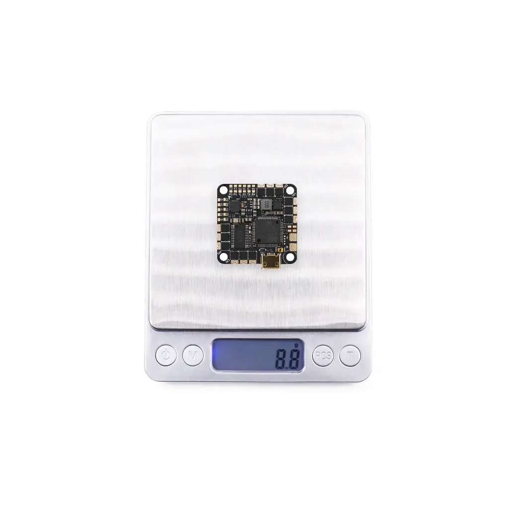 Kontroler-lotu-AIO-GEPRC-GEP-F722-45A-3.webp